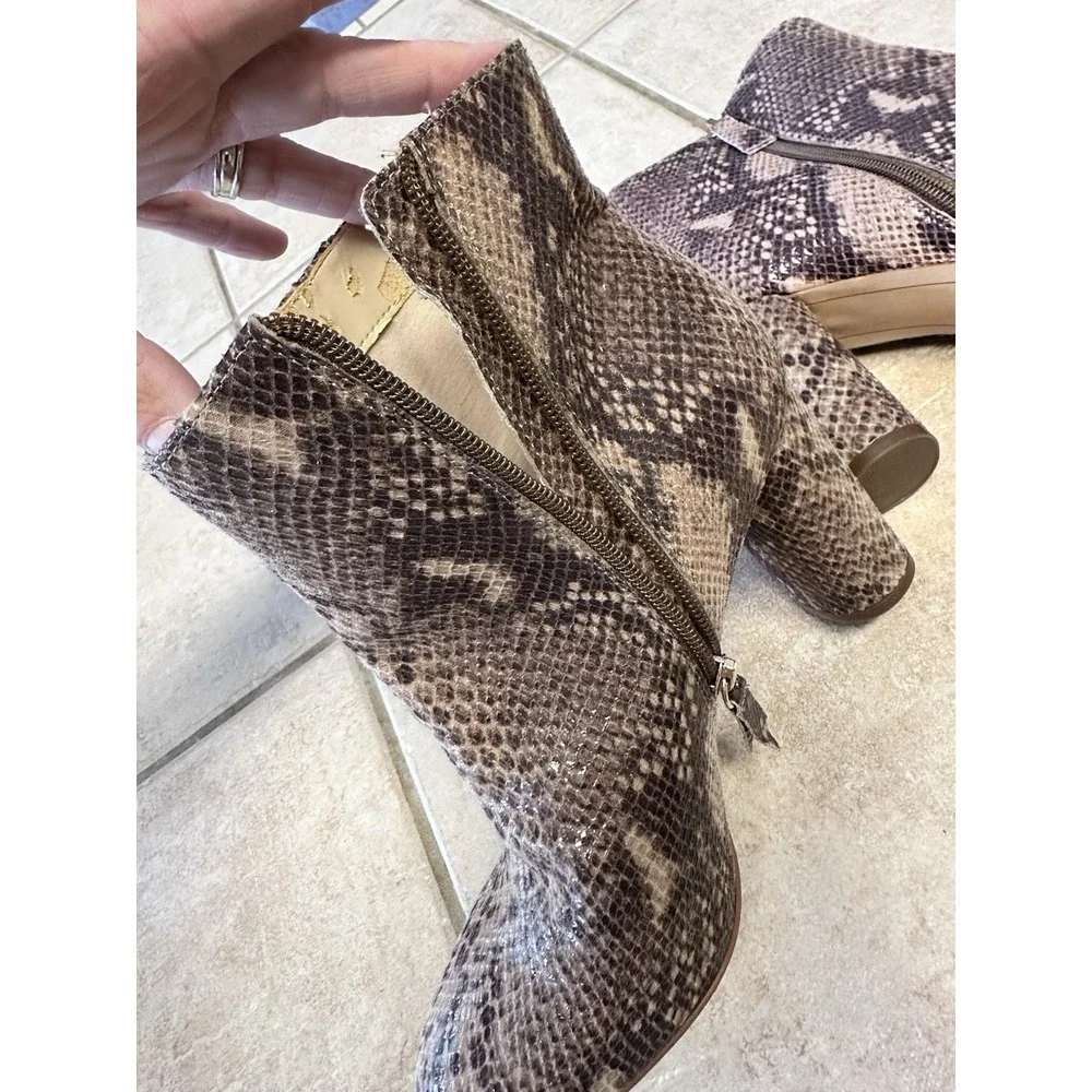 I.N.C. International Concepts Taytee Women's Snake Skin Style Ankle Zip Boots 10